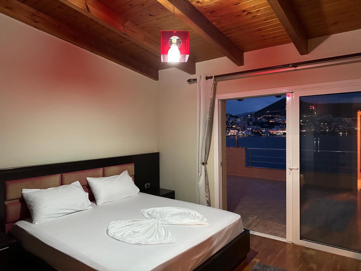 Ferienwohnung Penthouse Sea View Sarandë Exterior foto